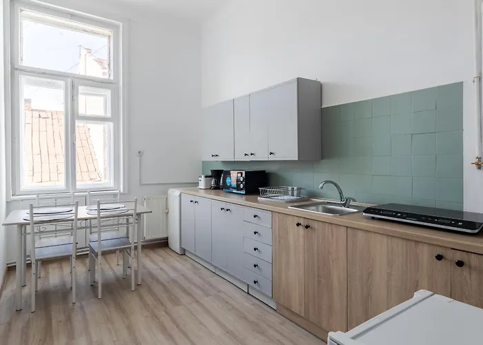 на коперника شقة